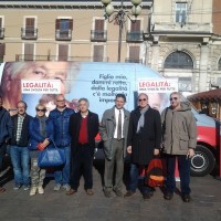 Legalità, il camper all'Aquila. La battaglia della Cgil per una ricostruzione pulita